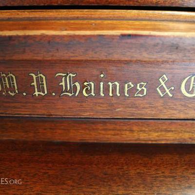 B33#1 WP Haines Co 1928 Console Piano Mahogany Keys Chipped Finish Little Rough Condition of 7-8 #89846