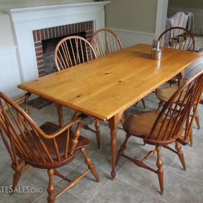 D.R. Dimes Dining Table with 6 Chairs (2 have arms)