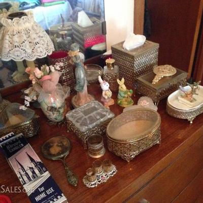 vintage vanity items, vintage jewelry boxes, hand mirrors, lamps
