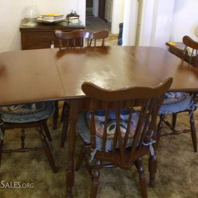 Drop Leaf Table and 4 chairs