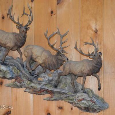 Elk sculpture, 3 dimensional