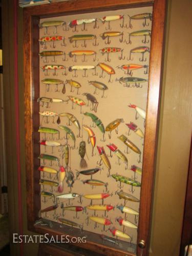 HEDDON STYLE LURE WOODEN WALL DISPLAY ADVERTISING SIZE DECOR HUGE! USA MADE  