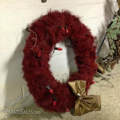 4-foot red wreath