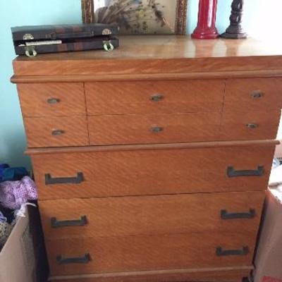 Mid century Chest of drawers 