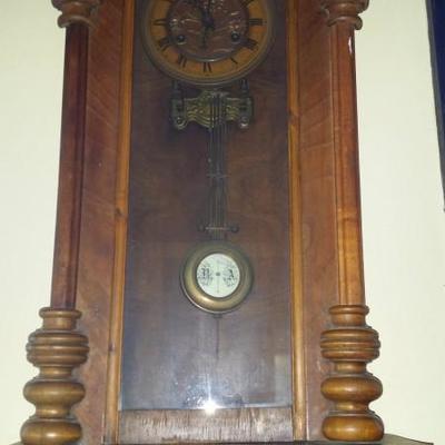 Gustav Becker clock, has key