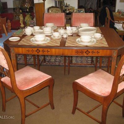 Dining Table 6 Chairs 1 Boar and Pads