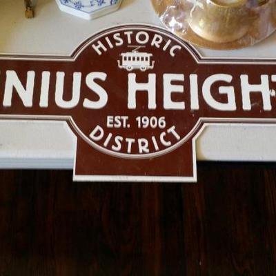 Junius Height Community sign