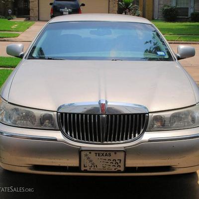 2002 LINCOLN, CLEAR TITLE, COLD AIR, LOADED ONLY 106,000 MILES