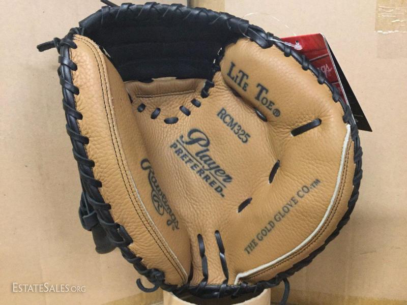 Baseball & Softball Equipment Online Auction