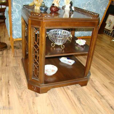 end table and home decor 