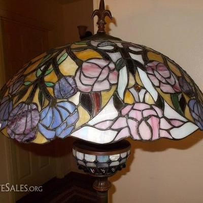 Tiffany-Style Floor Lamp