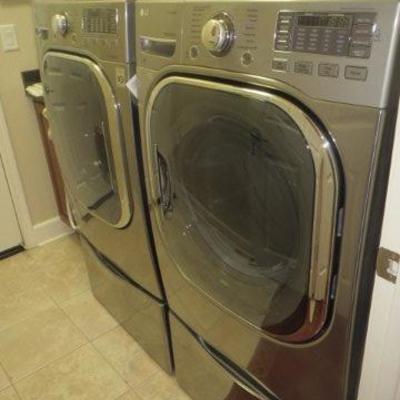LG Steam washer and dryer new June, 2016. Buy before auction
