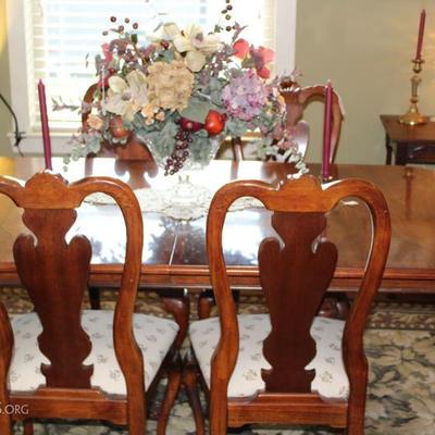 formal table and chairs 